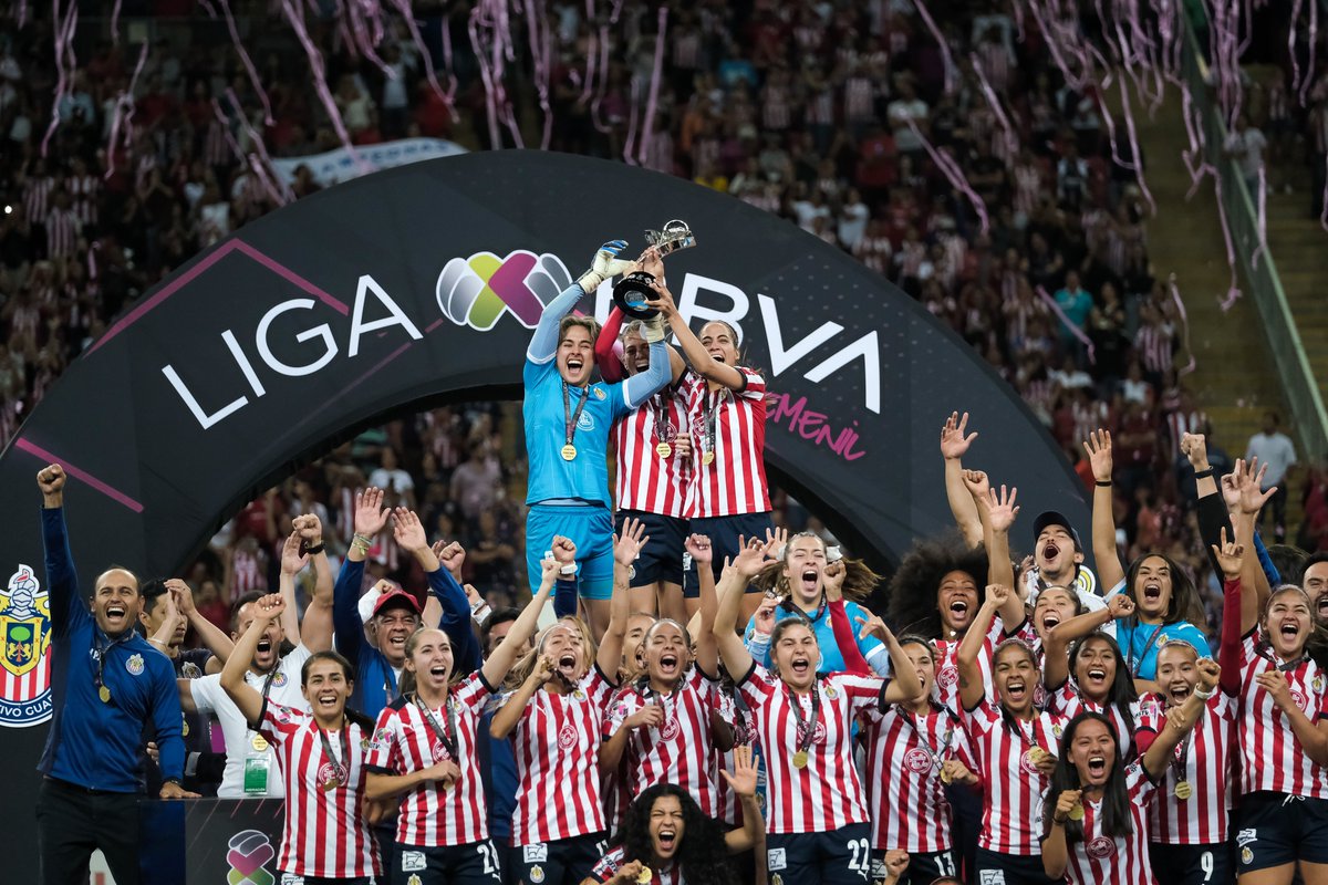 GobiernoJalisco's tweet photo. Muchas felicidades a las @ChivasFemenil porque hoy se coronan campeonas de la Liga MX Femenil. Que su talento y pasión por el futbol siga inspirando a más niñas para seguir sus sueños. https://t.co/26VQO6HyIl
