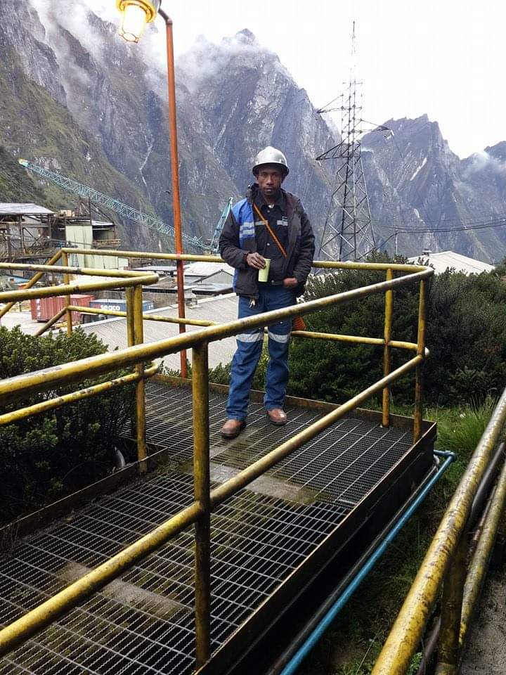 QQMassada's tweet photo. @jokowi @idafauziyah @KemnakerRI @KomnasHAM
Satu lagi karyawan mogok PT Freeport Indonesia Orang Papua meninggal dunia pada 23 Mei 2022. Berapa lama lagi kami harus menunggu ketegasan dari kalian para pemimpin bangsa ini. Apakah sampai kami habis satu persatu..?? https://t.co/aEEqbwjfjL