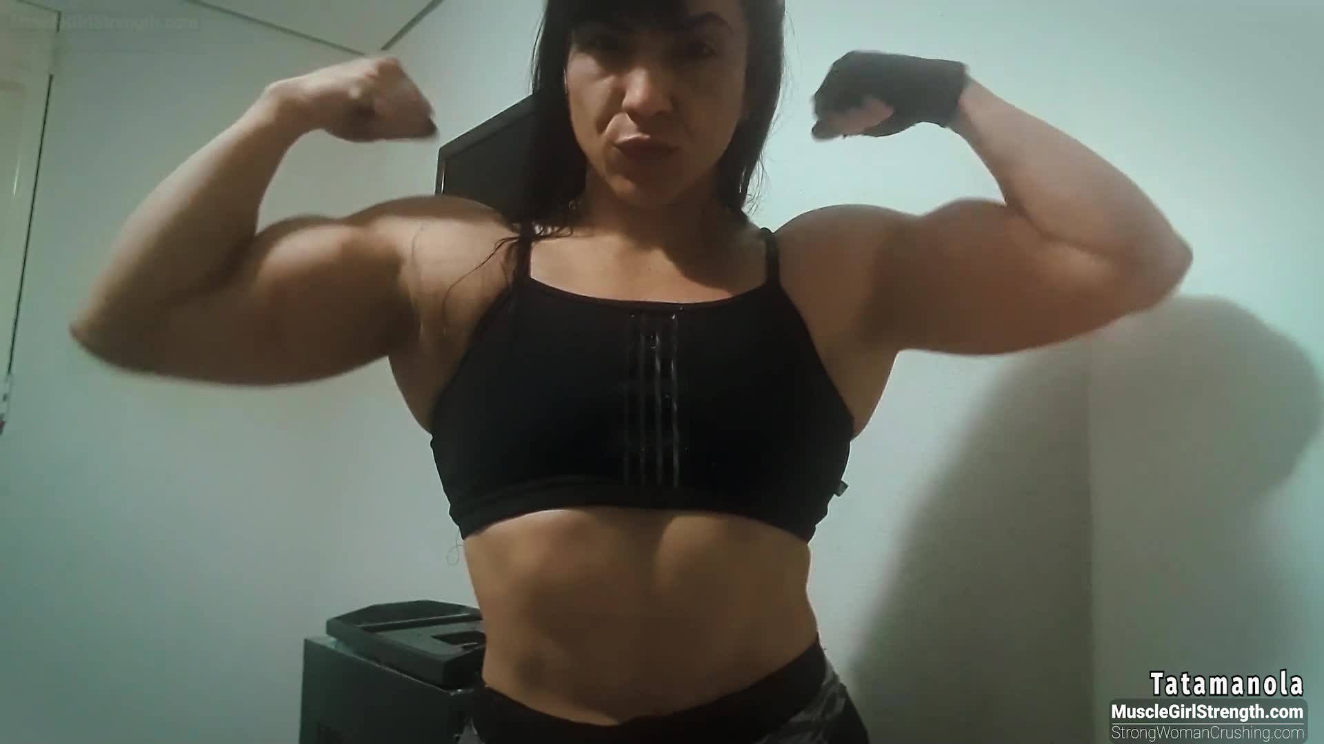 Strongwomancrushing Com Tatamanola Destroys A Pc Panel Link T Co 06nufph6gu Tatamanola Computerdestruction Featsofstrength Flexfriday Musclegirl 筋肉女子 T Co Fr7tivsndr Twitter