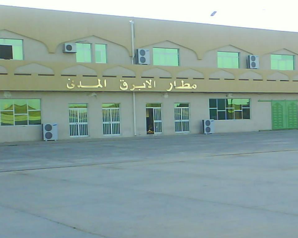 MouradTeyeb's tweet photo. The number of flights between #Tunisia and #Libya will be increased by adding 3 new lines: #Misrata - Tunis, Tunis-Sabha and #Labraq-Tunis.

#Business #Travel 
#تونس #ليبيا #سفر https://t.co/wkyb3gnB7Y