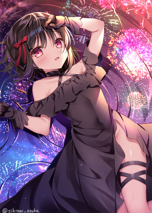 花火の思い出に浮かぶ 