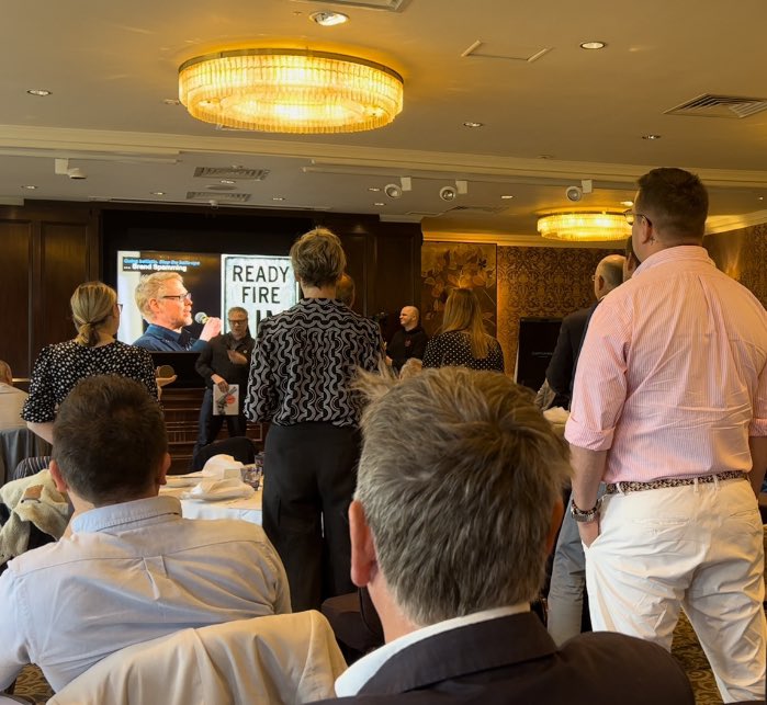jonburkhart's tweet photo. @AldridgeMiranda Miranda, how beautiful. 😀Seems a perfect face for what folks where throwing at me. 💩 💩 💩 💩 💩 💩 💩 💩 💩 💩 💩 💩 💩 💩 💩 💩 aka my biz card stress ball.
ThanksPeer 2 Peer and @chewtonglen Great event & venue.
#peer2peer #constantcuriosity #dynamicdifference #liveevent https://t.co/YqafUEr5X1