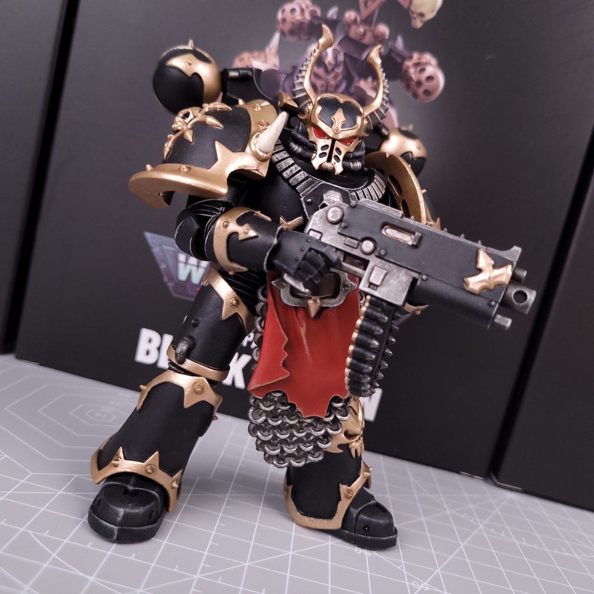 Kikastore2's tweet photo. Warhammer 40K Black Legion Chaos Space Marines CDE🤖1/18 Scale Figure Set
#JOYTOY #warhammer #black #legion #chaos #mech #space #marines #actionfigure https://t.co/F54RB6cGaL
