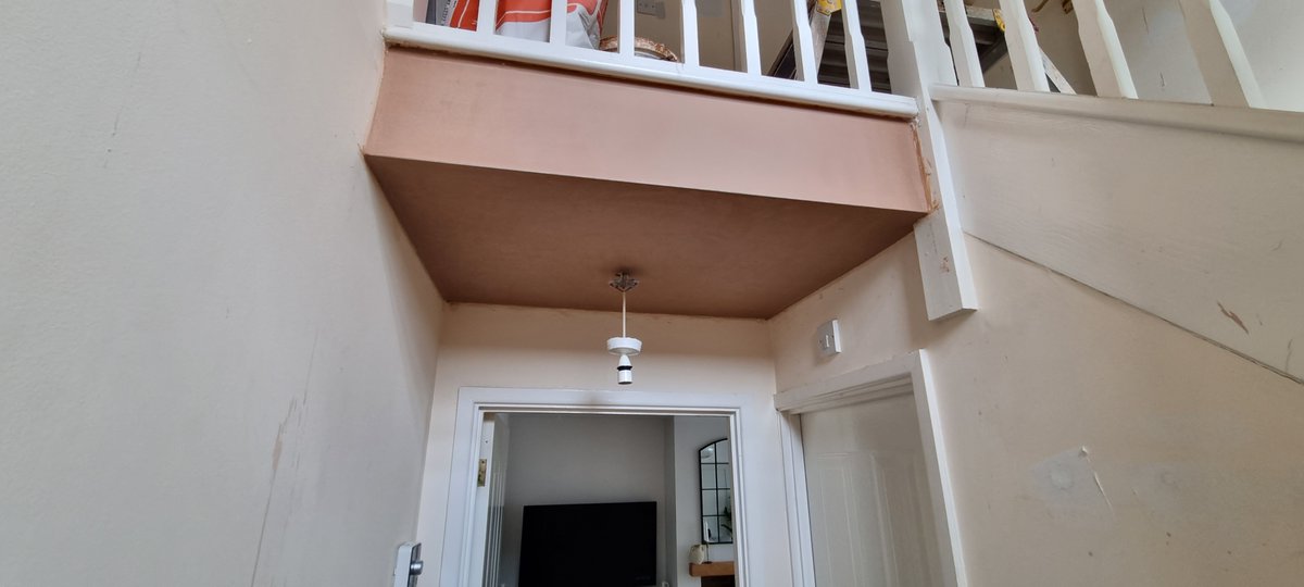 GaVinciPlaster's tweet photo. A couple of small stairwell ceilings reskimmed in Lovedean
#plastering #plasteringuk #plaster #plasterceiling #plasteringlife #plasteringtools #plasteringwork https://t.co/bL49yBogq8