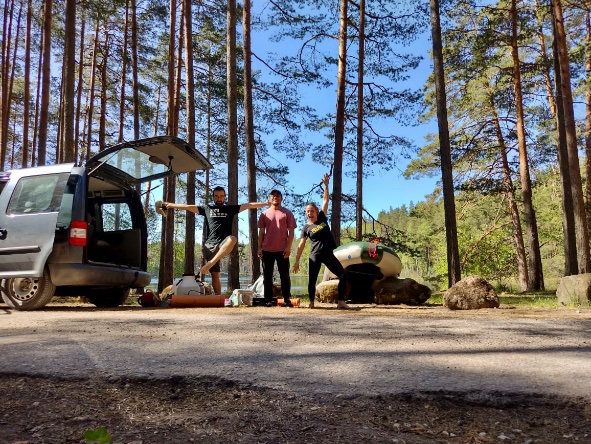 the #pelagics team in #Estonia would like to report that they are done with the sampling
<a href="/LayounPaul/">Paul Layoun</a> <a href="/AlanWong0424/">Alan Hon Lun Wong</a> <a href="/AqueladeTroia/">Helena Vieira</a> 
#czechia
