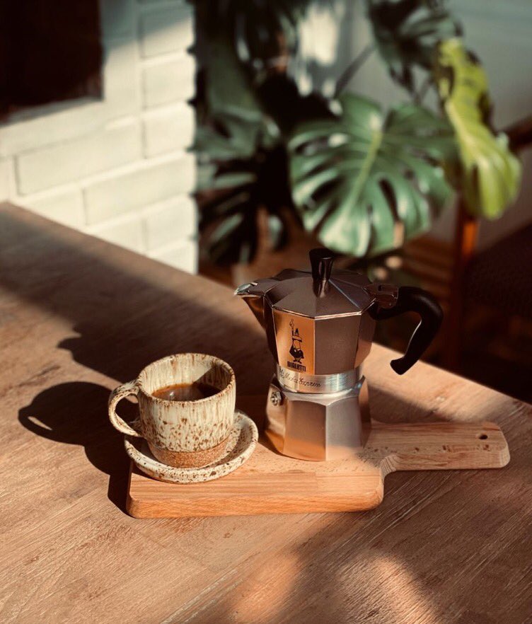 Fitsretail's tweet photo. Coffee is a ritual made up of moves, sounds and aromas that cannot be easily explained... How many of you love Bialetti?
#bialetti #mokapot #coffee #moka #fitsretail https://t.co/tIhdp7Wivz