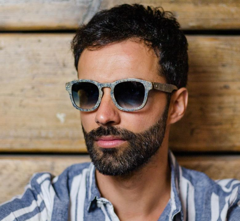 GenerousAPE tweet media