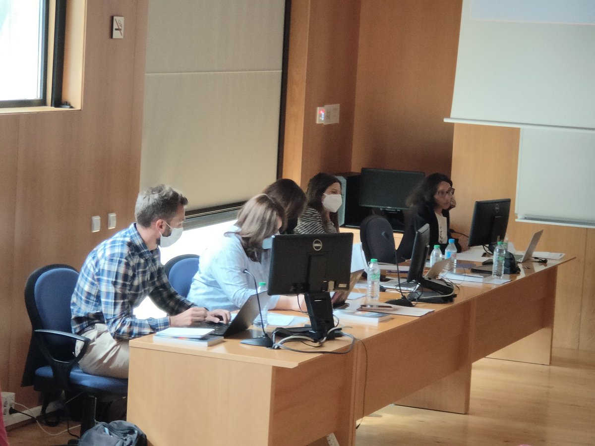 Today <a href="/ella_titula/">Ángela García Gil</a> is defending her PhD thesis in the <a href="/ESCET_URJC/">ESCET (URJC)</a>. "Solar water disinfection in large-volumen containers for low-income countries".
Now time for questions.
And after, time to celebrate.
<a href="/URJCcientifica/">URJCcientifica</a> <a href="/paniwater_eu/">paniwater_eu</a>