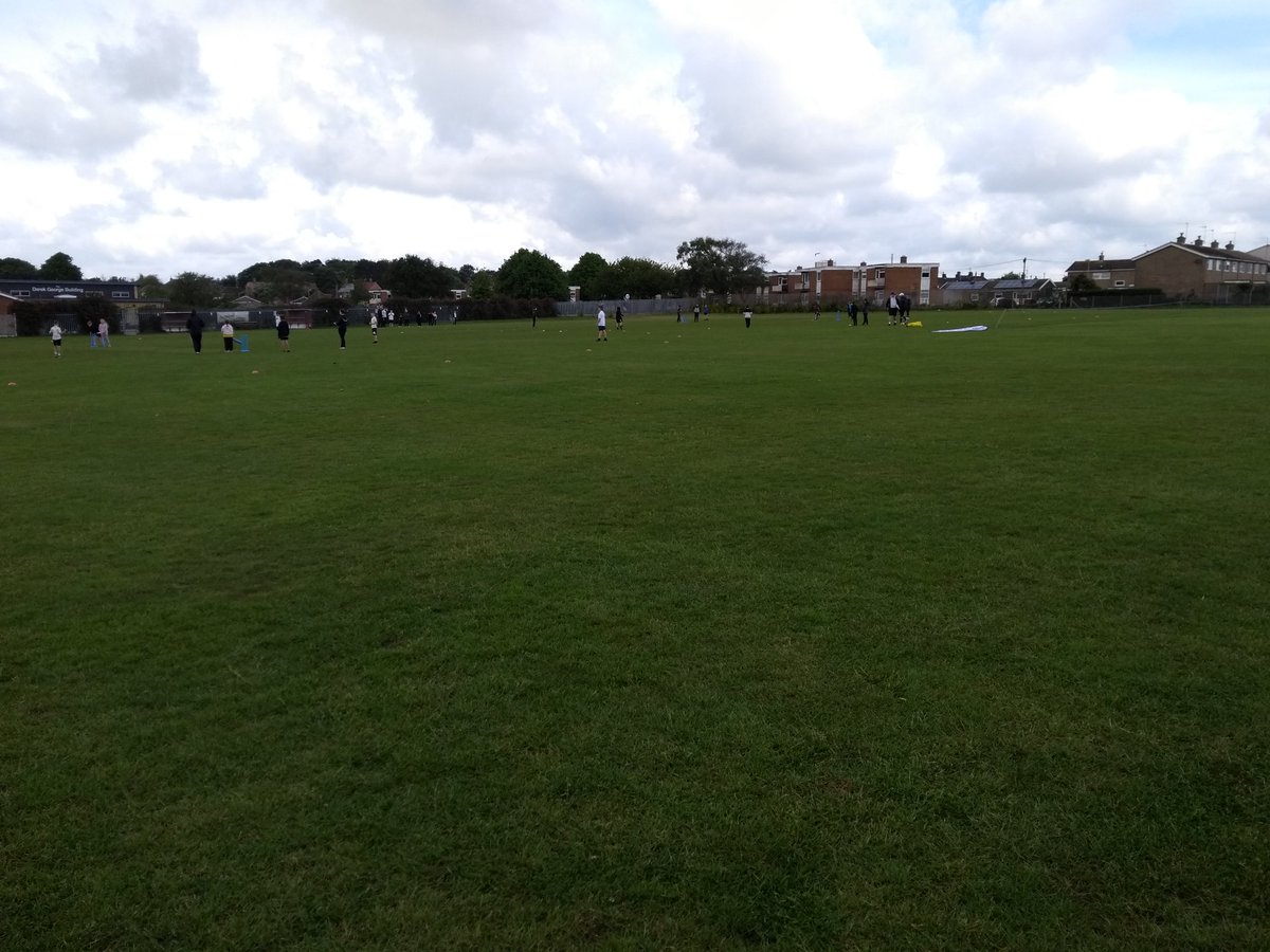EastNorfolkSSP's tweet photo. Well underway for our YR 5-6 mixed cricket 🏏 competition @CcCaister fantastic facility and thanks to the coaches & @enorfolksport leaders. Great to see so many engaging in cricket with some superb batting, bowling & fielding on display #GetActiveStayActive #schoolgames https://t.co/PmXba4iM9D