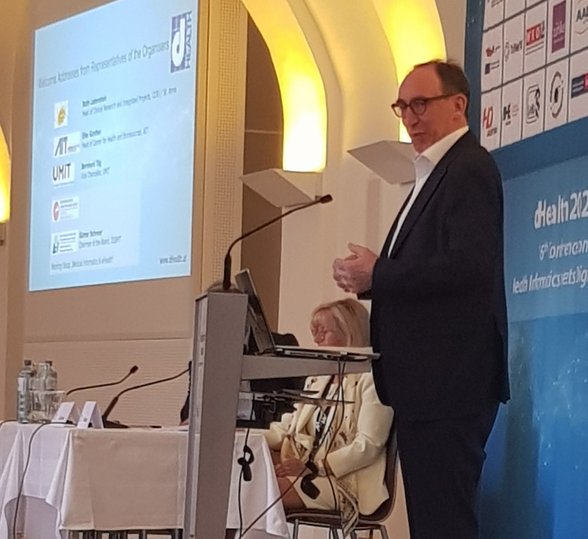 The newly appointed Austrian Minister of Health, opening the Austrian #dHealth event, emphasizing the importance of Austrian's roadmap in Digital Health.
Priviledged to speak on the standards behind ePrescription/eMedication application of Austrians ELGA. dhealth.at