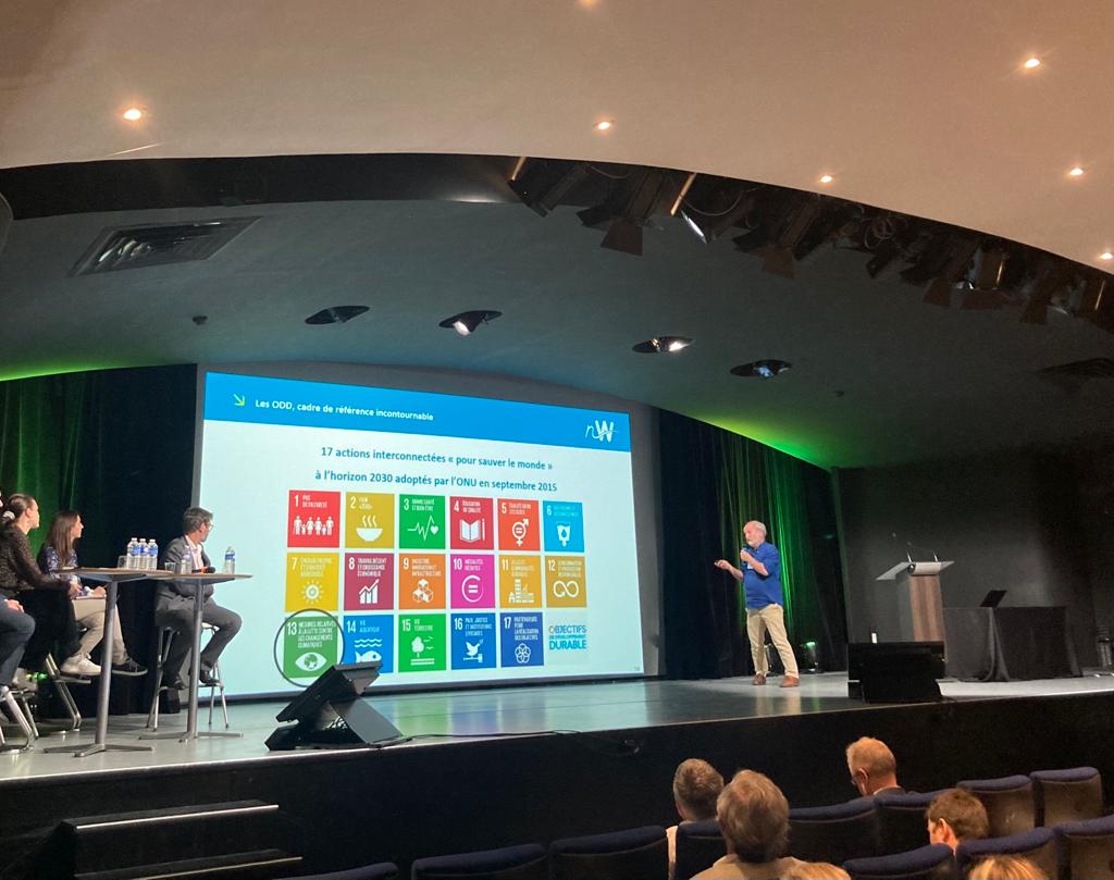 AssociationATEE's tweet image. 🗣[En direct] - #Décarboner le #mixgazier : comment amplifier le mouvement ? 
Regard croisé avec M.Jedliczka de @nWassociation qui détaille les scénarios 2050 pour la #transitionénergétique  
#ENR #gazverts 
@club_pyro @ClubPowertoGas