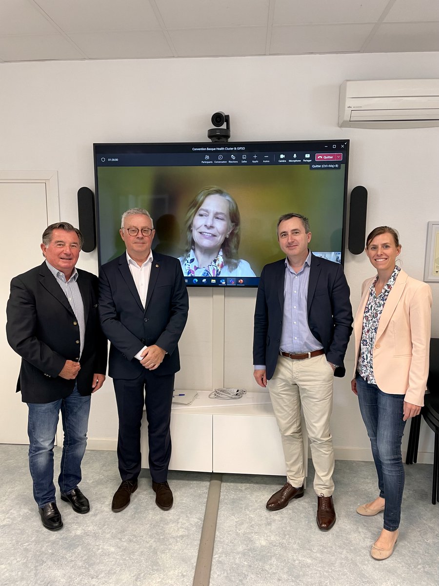 DuboscqPaco's tweet photo. Co-organisateurs des «Rencontres Industries Bio- santé Nouvelle-Aquitaine-Euskadi-Navarre» #RNAEN le cluster français #Polepharma-#GIPSO et le cluster espagnol #BasqueHealthCluster représentés par Mikel ALVAREZ et Fabien RIOLLET ont signé une convention le 12 mai à Hendaye. https://t.co/7sxDSmI4YQ