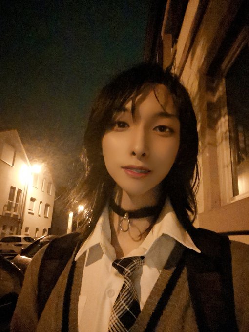 穿小裙子出门溜达ww （还带着小尾巴） https://t.co/sFIlnlyNz7<a href="/tag/crossdresser"class="tags"><span>#crossdresser</span></a><a href="/tag/%E4%BC%AA%E5%A8%98"class="tags"><span>#伪娘</span></a><a href="/tag/%E7%99%BD%E4%B8%9D"class="tags"><span>#白丝</span></a><a href="/tag/%E5%A5%B3%E8%A3%85"class="tags"><span>#女装</span></a>
