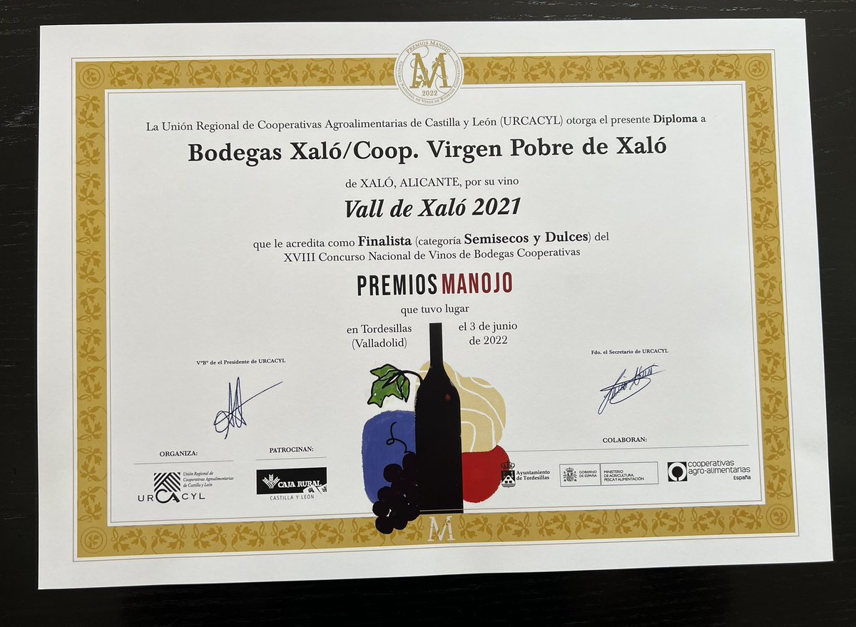 Somos finalistas en los <a href="/premiosmanojo/">Premios Manojo</a> esperemos ser unos de los premiados. 😀😀😀