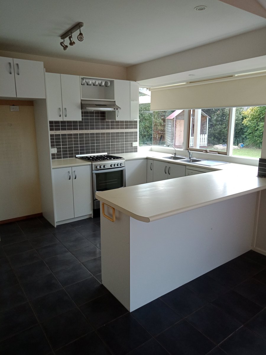 endleaseclean19's tweet photo. We specialise in end of lease cleaning, carpet cleaning, oven cleaning, kitchen and bathroom cleaning. We provide skilled house cleaning services at low costs.

https://t.co/pZLDBijxjb

#endofleasecleaning #endofleasecleaningmelbourne #endoftenancycleaning #bondcleaning https://t.co/E1Hax6D6mQ