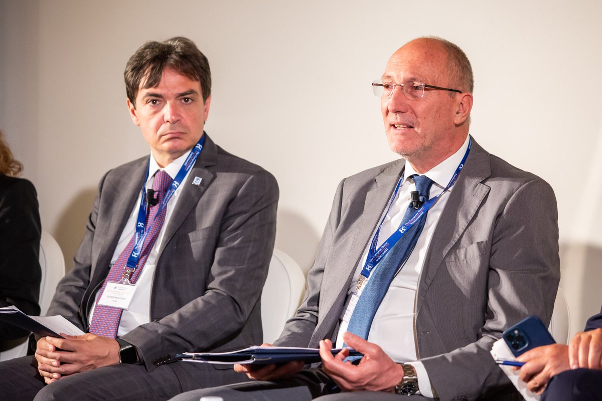 Ambrosetti_'s tweet image. #TFW2022 #TechForum2022PA &quot;le regioni in prima linea sulla #sanità, i comuni hanno delle autonomie decisionali su altre scelte che possiamo indirizzare con linee guida generali&quot; Diego Antonini Presidente @AssinterItalia e @InsielSpa