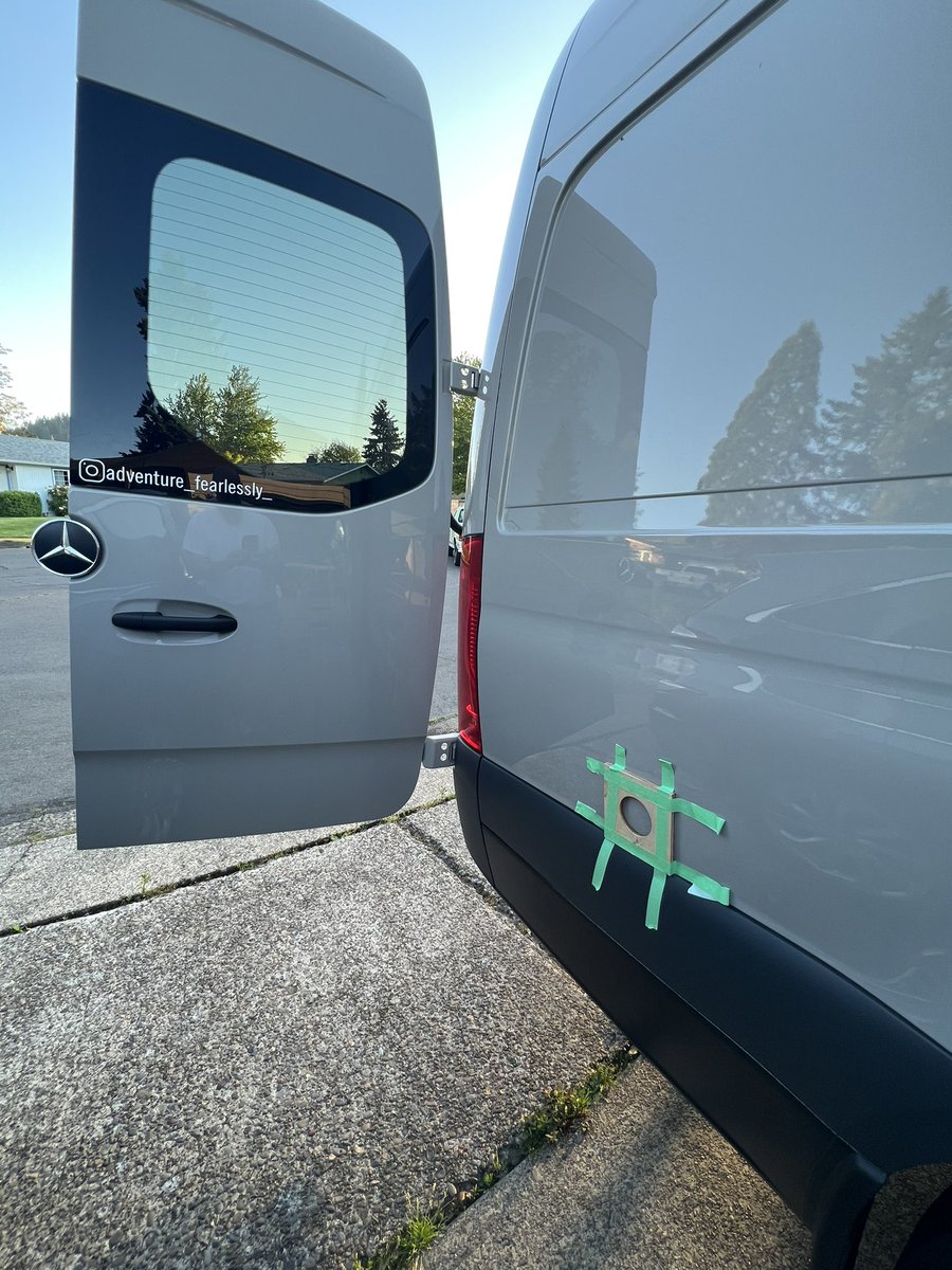 adv_fearlessly's tweet photo. Going to drill a hole tomorrow for the shore power in the side and primed one of the walls by the bed.
#vanlife #van #sprintervanus #vandiaries #littleprogress #afterwork #paintingtime https://t.co/6DV2jfCawY