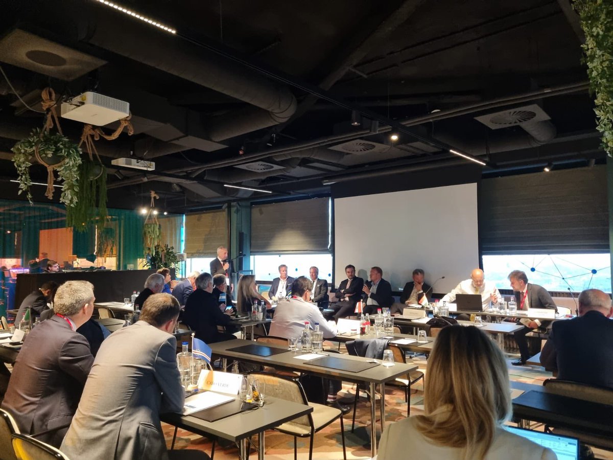 Fulvioglu's tweet image. Ieri al #fonasba The Shipbrokers Committee Meeting