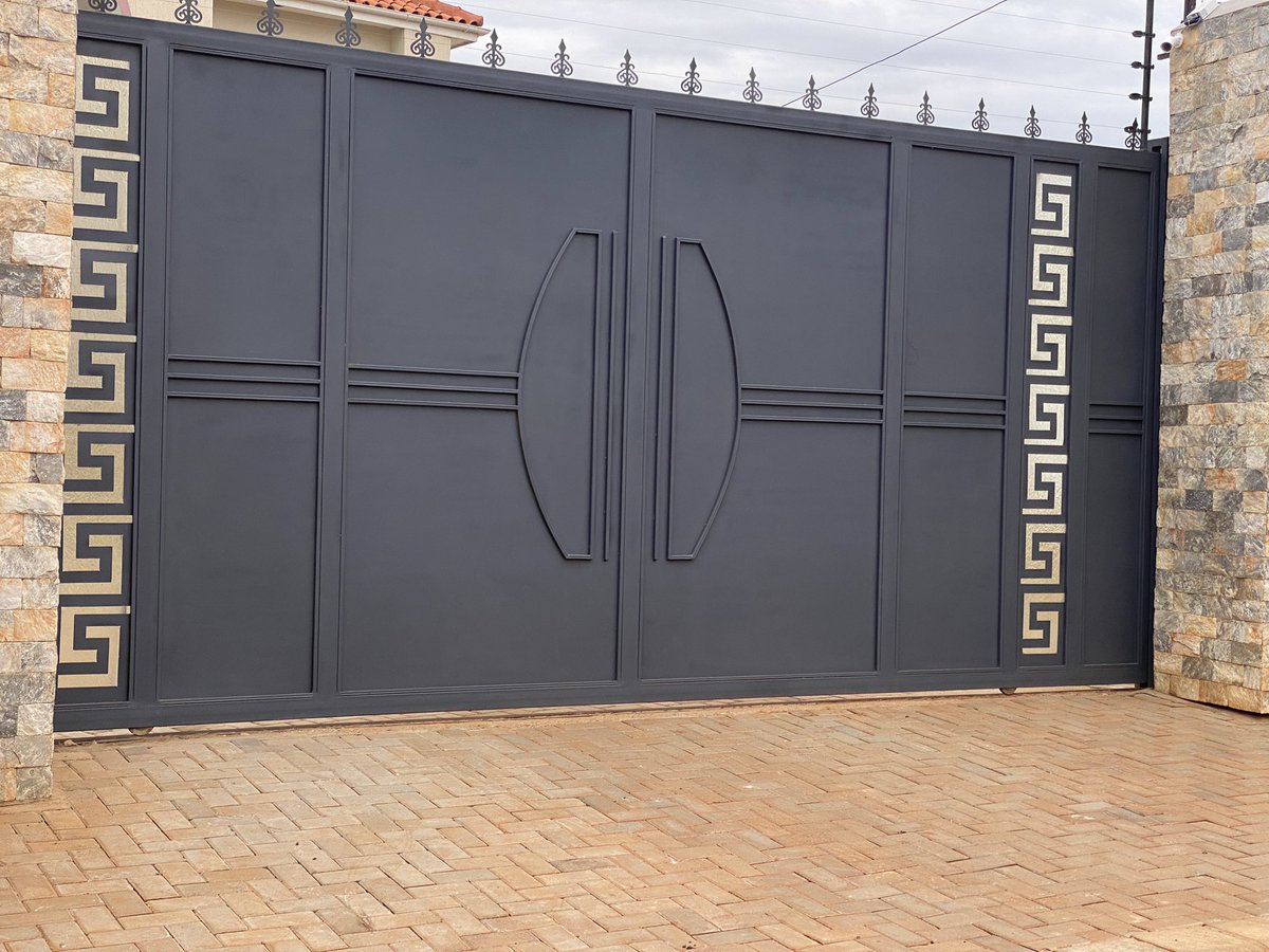mwanje_solo's tweet image. My client has got a challenge in choosing gate design frame 1 or 2