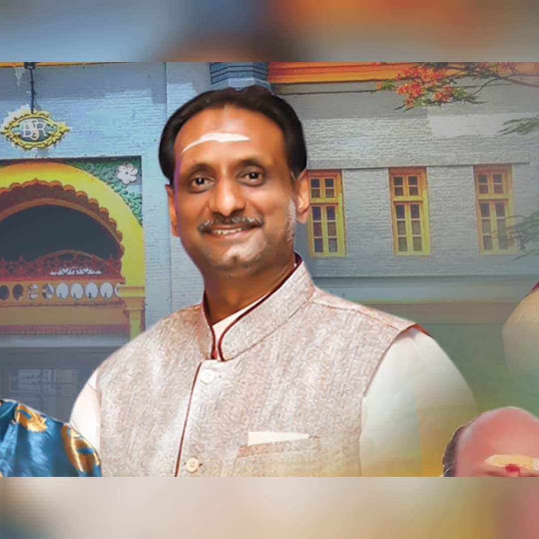 EmtKathiravan's tweet photo. இராமநாதபுரம் இளைய மன்னர்  ராஜா N.குமரன் சேதுபதி அவர்கள் மரணமடைந்த செய்தி கேட்டு மீளாத் துயரம் அடைந்தேன்..
பல்வேறு ஆன்மீகப்பணிகளின்  மூலம் சமஸ்தானத்தை மேன்மை படுத்தி வந்த சேதுபதி வம்சாவளியினருக்கு மட்டுமல்ல ஒட்டுமொத்த சமஸ்தானத்திற்கும் பேரிழப்பு..
ஓம் சாந்தி🙏🙏🙏

@annamalai_k https://t.co/JQTEkeHF8P