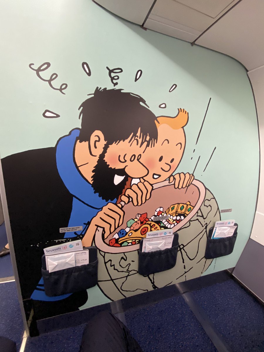 JRodesch's tweet photo. Flight Monday morning between @Brussels and @Alicante, with SN Brussels Airlines @FlyingBrussels in the #TinTin #SNRackham - dedicated #Hergé plane/airport : so Belgian … 🍟🍺 https://t.co/XdShGBcPYU