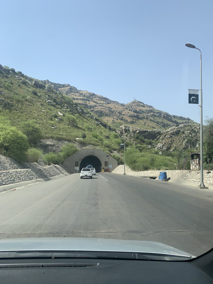 ShahramYusuf's tweet image. Another day another #innovation challenge💥

Catch us at #Kohat University of Science and Technology  (KUST) #PMLhacks