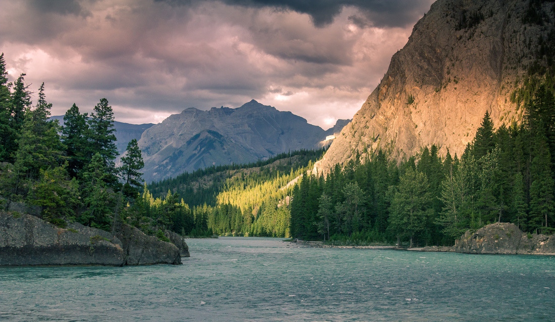 cmroachphotos's tweet photo. It’s National Scavenger Hunt Day! And it’s also #TopPhotoTuesday at #CMRoachPhotos - a stunning storm coming in at Bow Falls, Banff. #YYC. This is also a sneak peek for this weeks #FridayPhotoBlog - what’s the theme?
Like the pic? Head to the shop via https://t.co/wTCnUuVKhy https://t.co/uB1kzEk1bZ