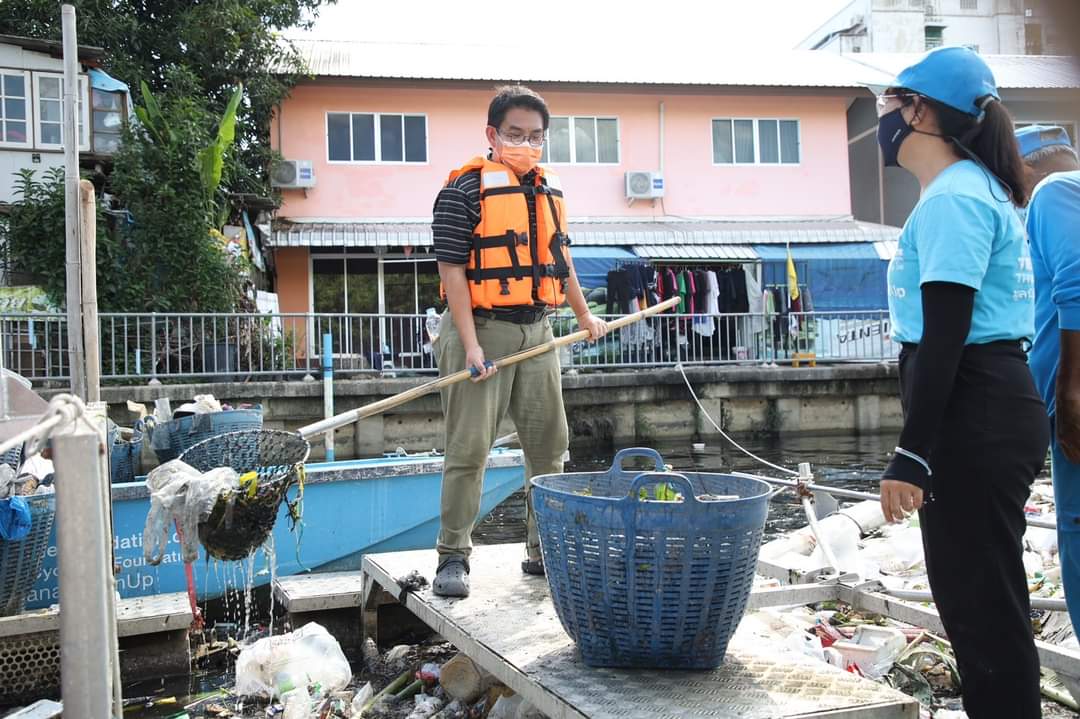 อาจจะขำ อาจจะแซะกัน แต่ถ้ายังไม่เข้าใจว่ารูปแบบนี้มันส่งผลยังไงในระยะยาว ส่งผลกับการเลือกตั้งยังไง ยืนยันเลย ให้เลือกอีกร้อยครั้งก็แพ้ให้สองคนนี้