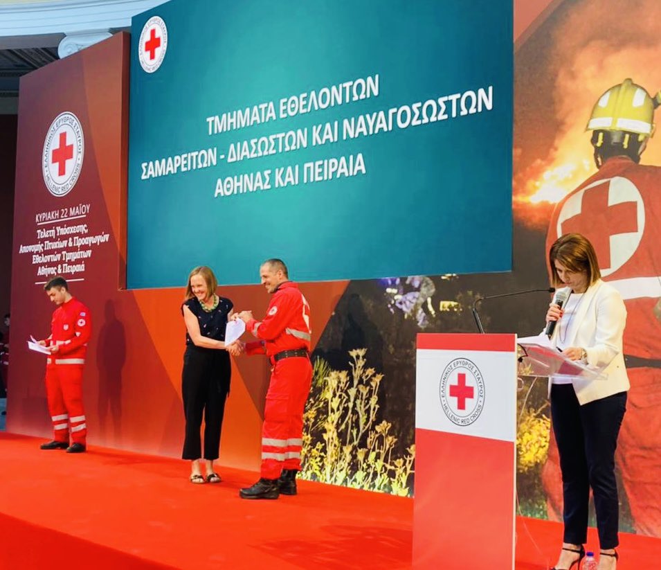 jessiecthomson's tweet photo. 🎉🎉Congratulations 🎉🎉
@greekredcross #volunteers who have completed your training &amp; participated in the oath ceremony this week! You join a network of more than 14 million volunteers worldwide as part of the International Federation of Red Cross &amp; Red Crescent Societies!👏🏻👏🏻👏🏻 https://t.co/uMyScueBEA