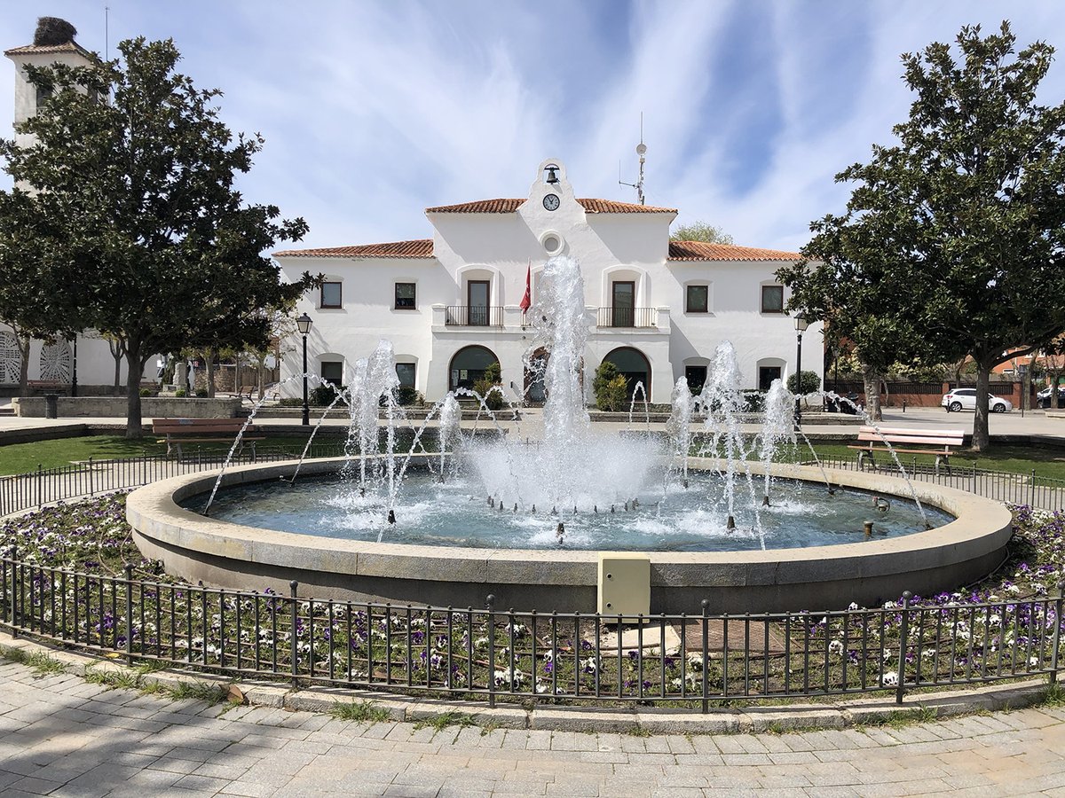 #VillanuevadelaCañada en el #rankingdemunicipios con más de 20.000 habitantes con más #renta por habitante de España, según la estadística del INE. 
#periodismolocal
#periodismo
yourhometown.es