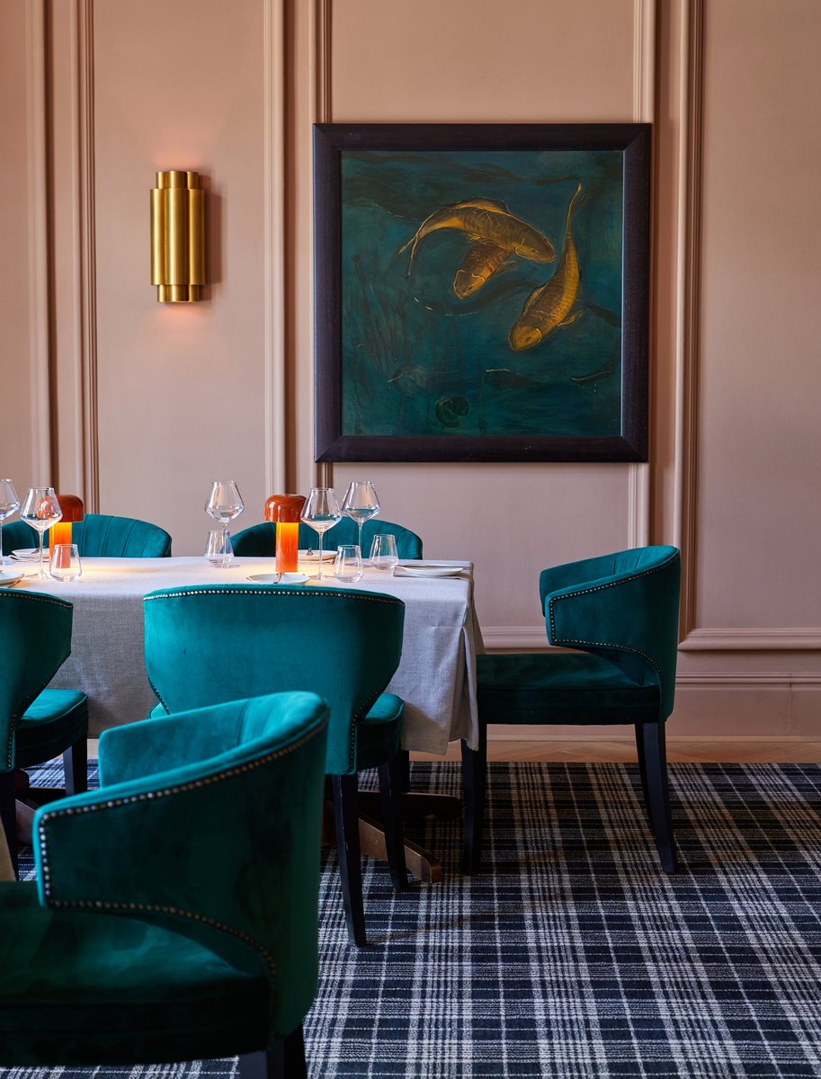 Experience a lavish Table d’hôte menu at our Stefan’s Restaurant! With a choice of seven or ten courses, Stefan’s is not only a restaurant but a complete dining experience.

With soft lighting, the warmth from the fireplace and smell of delicious food, you'd never want to leave!