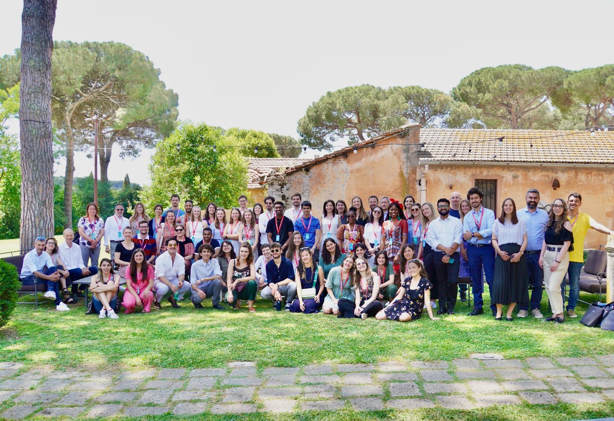 We are really thankful to you who participated to our Snack the System event on the 21st of May. 
All of you helped us: taking photos, showing your projects, supporting us with your amazing energy.
This is not the end, just the beginning to the #transformation of #FoodSystems !