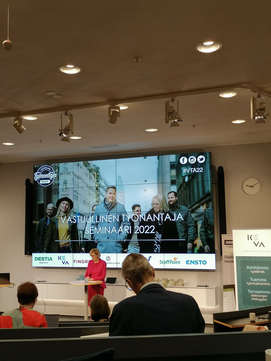 Vastuulliset työnantajat ovat erityisen tärkeässä roolissa myös vammaisten henkilöiden työllistymiseen liittyvissä kysymyksissä, toteaa ministeri <a href="/TuulaHaatainen/">Tuula Haatainen</a> #VTA22 @OikotieVTA