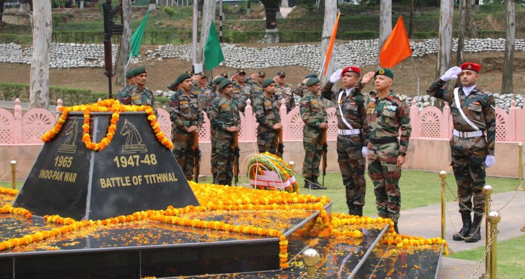 TheYouthPlus's tweet photo. #IndianArmy #TithwalBrigade celebrated #TithwalDay to commemorate capture of Tithwal Valley from Pak Army who illegally entered Indian territory in yr 1948. Tithwal Bde advanced along Kupwara - Handwara axis & cross Nastachun Pass to capture Tithwal valley.
#TYPNews https://t.co/9YKQ8iu09z