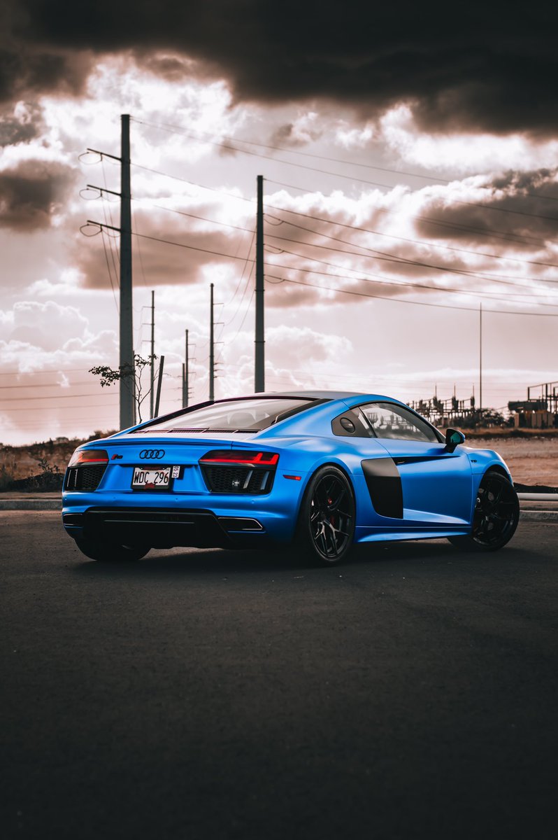 brandonbanana's tweet photo. Shot a 1300HP R8 today 😮‍💨💙 Slowly getting better.. https://t.co/MCHCj2ugdD