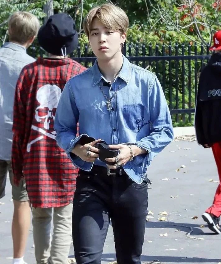 cutymoon14's tweet photo. ONE MONTH WITH YOU
#OneMonthWithYou
WE LOVE YOU JIMIN
๐๐ค๐ง๐๐ซ๐๐ง ๐๐๐ฉ๐ ๐
๐๐ข๐๐ฃ
๐๐ ๐๐๐๐ ๐๐๐ ๐
๐๐๐๐
My days are good #WithYou by #JIMIN #BTSJIMIN of #BTS (@BTS_twt ) & Sungwoon https://t.co/7pkWSC9d2F
