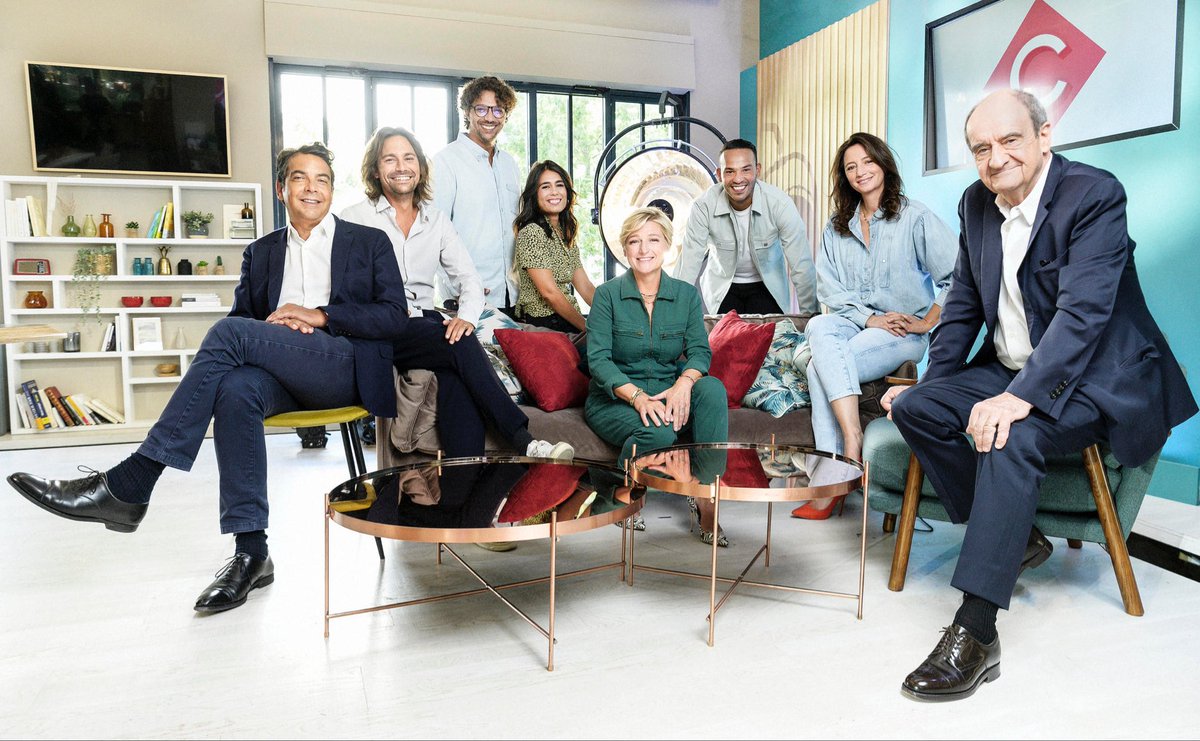 Record historique pour la P2 de <a href="/cavousf5/">C à vous</a> 
(4,6% de PDA, plus d'un million de téléspectateurs) ✨