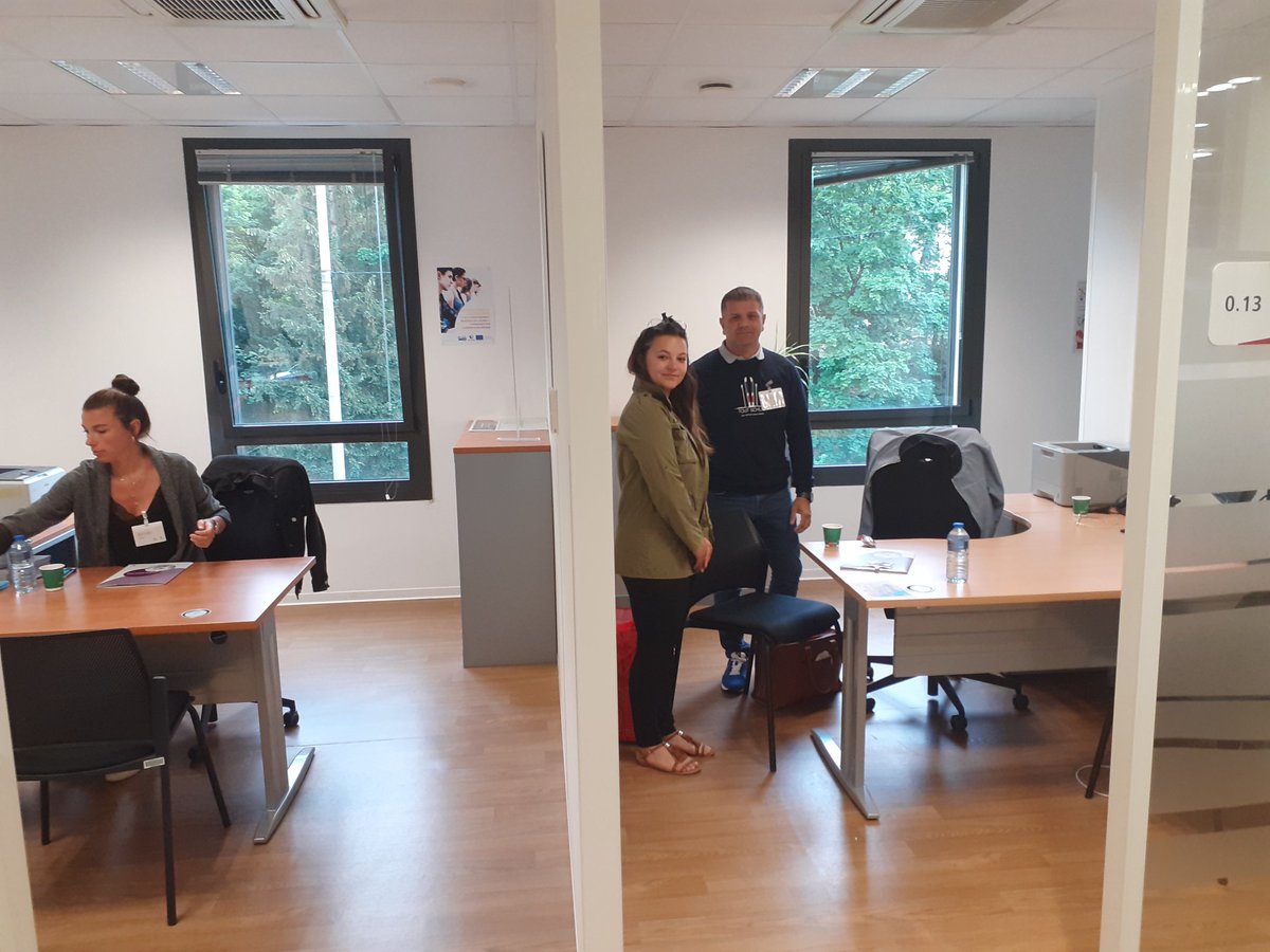 [🔴En direct] le BTP recrute en intérim. Venez ce matin à @polemploiseynod.
<a href="/randstad_france/">Randstad France</a> <a href="/ManpowerFrance/">Manpower France</a> #aravisinterim <a href="/Fiderim_ag/">Fidérim</a> #jobconcept <a href="/AdeccoFrance/">Adecco France</a>