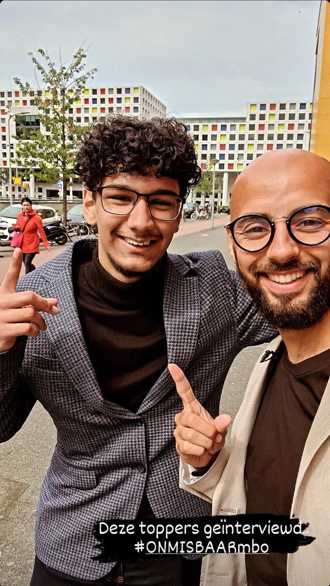 KarimAmgharNL's tweet photo. Toffe mini serie gedraaid over de #JOBmonitor en de kanjers in het #MBO #ONMISBAARmbo ❤️✊🏾 

3 juni is DE dag!! Binnenkort daarover meer info:

1. Stagebegeleiding en stagediscriminatie
2. Terugkoopregeling
3. Online en/of fysieke lessen 

@jobmbo https://t.co/L8QbClbmkp