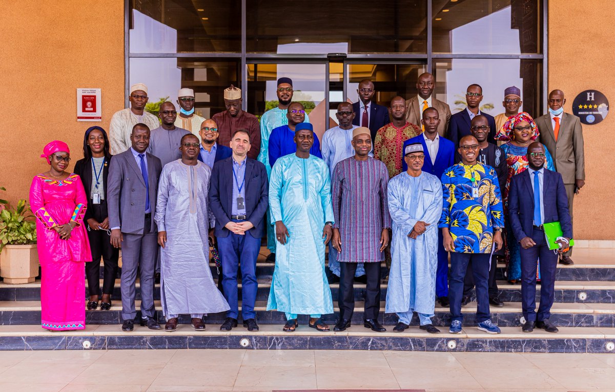 Ministère de la Justice du Mali (@ministere_mali) on Twitter photo formation de chefs de parquets en communication institutionnelle. youtu.be/FNwK9FKW01o via <a href="/YouTube/">YouTube</a> <a href="/PresidenceMali/">Presidence Mali</a> <a href="/GouvMali/">Primature du Mali</a> <a href="/PNUDMALI/">PNUD MALI</a> formation de chefs de parquets en communication institutionnelle. youtu.be/FNwK9FKW01o via <a href="/YouTube/">YouTube</a> <a href="/PresidenceMali/">Presidence Mali</a> <a href="/GouvMali/">Primature du Mali</a> <a href="/PNUDMALI/">PNUD MALI</a>