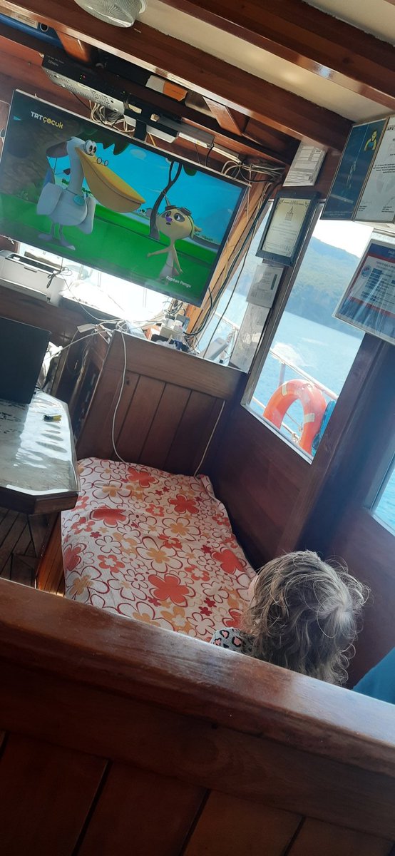 barakudadiving's tweet photo. Annesi babası dalışa  giden çocuklarımıza severek göz kulak olunur 🤗🤗🤗 https://t.co/WhLzQpWLw8