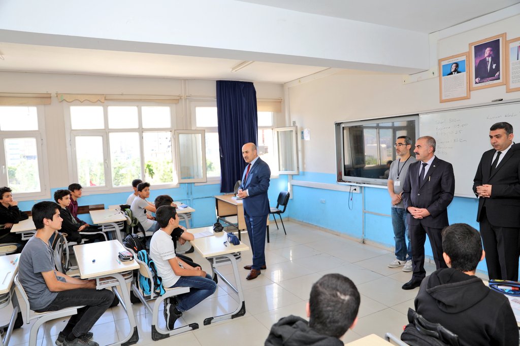 12. ve 8.sınıf öğrencilerimiz, Vali/ Büyükşehir Belediye Başkan Vekili Sayın Mahmut DEMİRTAŞ'ın katkılarıyla düzenlenen son prova Deneme Sınavı ile başarı yolculuğu tüm hızıyla devam ediyor. ⏳📚
#BüyükşehirdenBüyükDestek