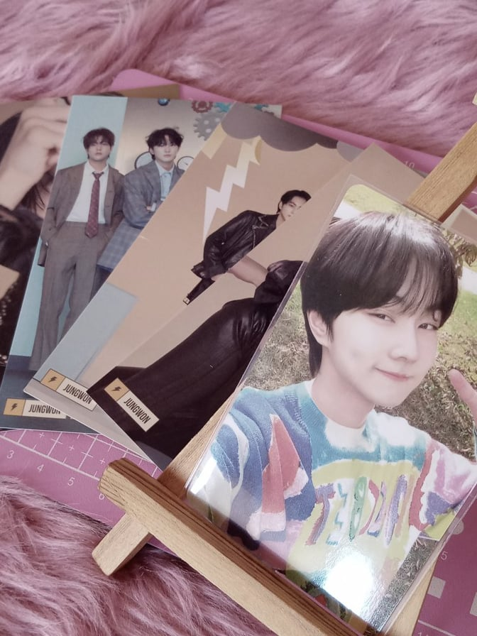 yrellwonnie's tweet photo. — #yrellmails 💌
another prio arrived >< hello @1015_0209 ! jungwon arrived safe and sound, ang cute talaga ng pc na ito🤍 actually kahapon pa sya dumating 🥹 https://t.co/2xXDUc5Uyn