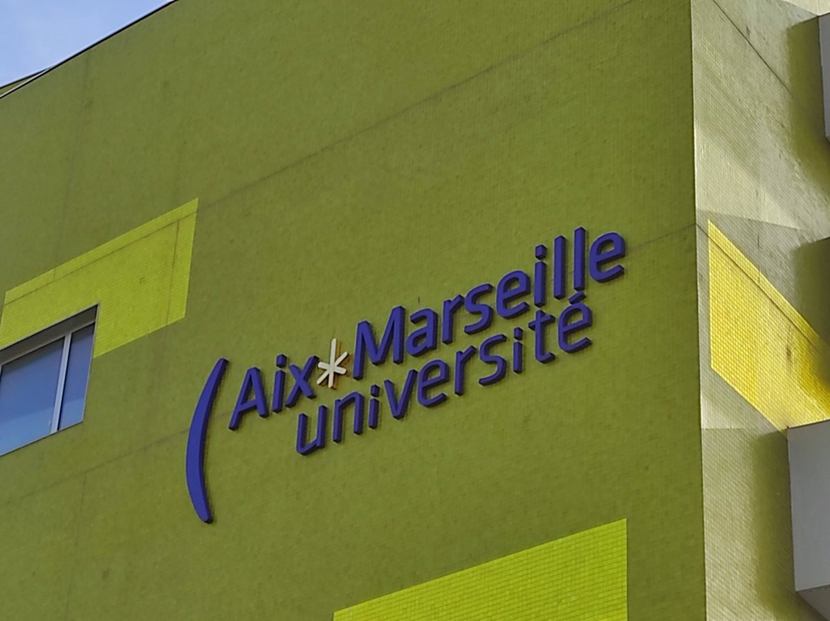 AlainFAYOLLE1's tweet photo. #ClubU #APOGEE @Amue_Com c'est parti. 2jde travail et de partages avec la communauté #formation #université #ecole @sup_recherche  et outil @ADSI_FR 
#diplômes, passeport #compétences @caissedesdepots, @parcoursup_info, #pegase @pcscol ... nombreux sujets, riches échanges à venir https://t.co/VtQwPz09id