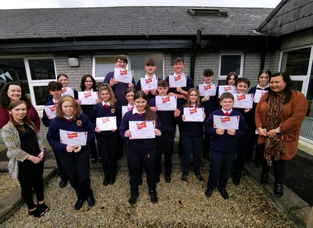 Well done to our Amber Flag Committee who were awarded their certificates today for all their hard work promoting positive mental health in St. Clare's College this year. They raised €1332 for various causes as well as organising many wellbeing initiatives throughout the year.