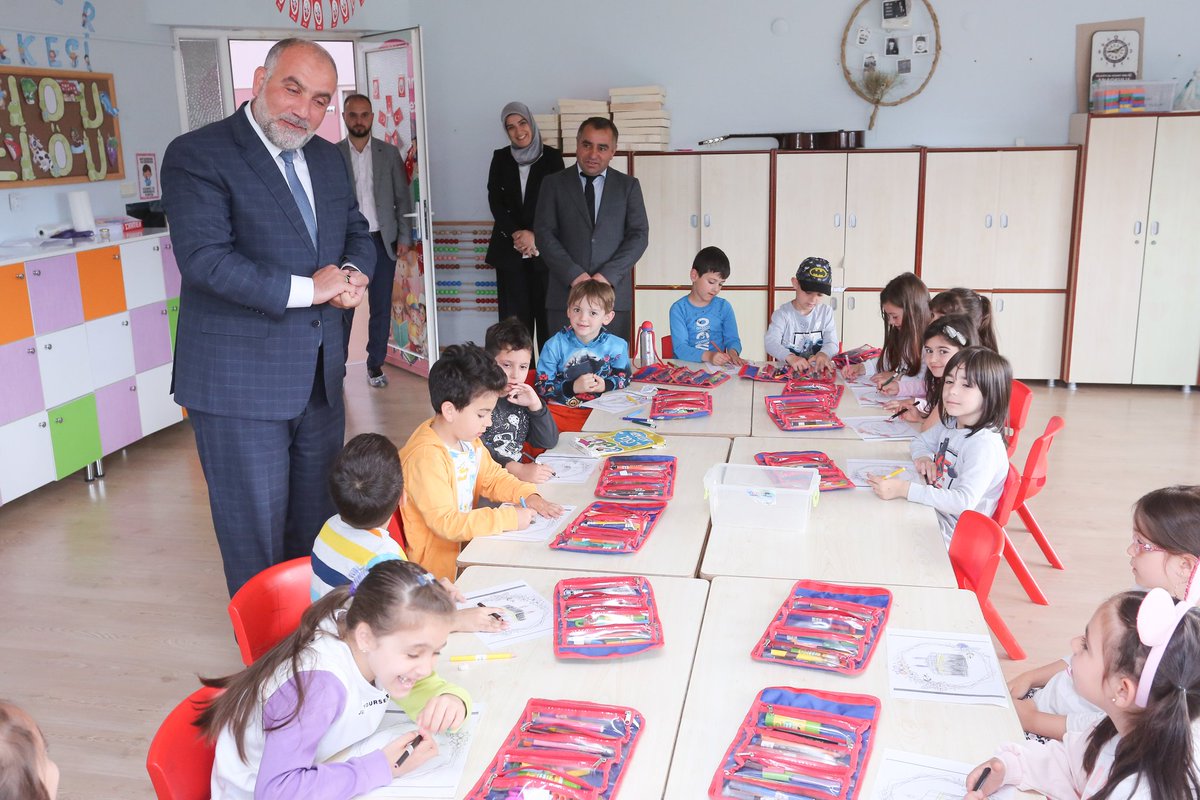 Vilayetler Hizmet Birliği Anaokulu'ndaki öğrencilerimizle bir araya geldik. Çocuklarımızın neşesiyle güne başlamak bizlere enerji verdi.