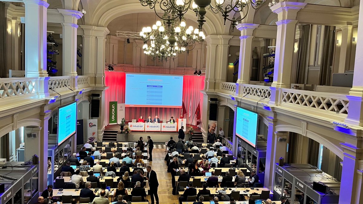 industriAll_EU's tweet photo. Our Executive Committe ⁦just started in Stockholm🇸🇪.
Looking forward to discuss w/foreign minister⁦ @AnnLinde, labour minister @Eva_Nordmark &amp; industry minister Karl-Petter Thorwaldsson.
Focus on peace, energy, industrial transformation, #JustTransition, social policies, youth. https://t.co/ZzK9MMEr0M