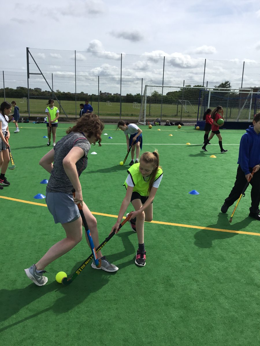 On Friday 20th May, our Y6s went to @BiddenhamIntSch for a sports festival led by their brilliant @PEBiddenham Sports Leaders. I hear the leaders did an amazing job coaching, so thank you! #edithcavell #edithcavellprimaryschool #ecps #biddenham #year6 #sportsfestival