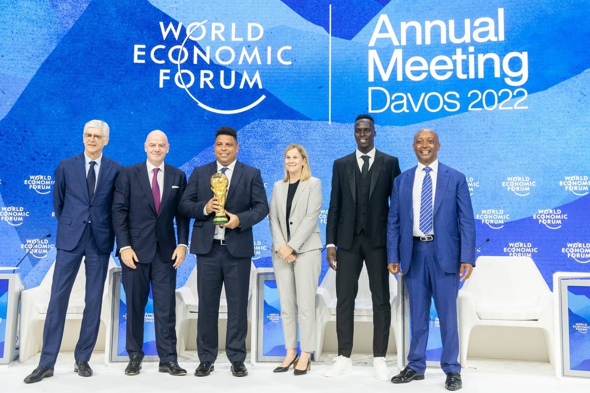 edou_mendy_'s tweet photo. I would like to thank his Highness @TamimBinHamad and @FIFAcom President Gianni Infantino for inviting me to the @wef in Davos. 

This conference was a great moment of sharing with Patrice Motsepe, Gianni Infantino, @Ronaldo, Jill Ellis, Hassan Al Thawadi &amp; Arsène Wenger. https://t.co/ZhvBgN6xBQ