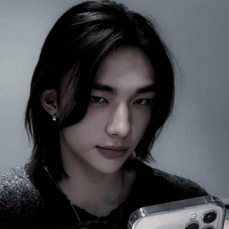 frldwd's tweet photo. #skz #minsung #мінсоны #hyunlix #хёнліксы #au

школа!ас, у якім мінхо клапоцяць толькі экзамены і адносіны сяброў, фелікс дарэмна хвалюецца, хёнджын умее варажыць на картах таро, а джысон прымушаны нечакана змяніць школу ў выпускным класе

part 10/??
⬇️⬇️⬇️ https://t.co/ZEWQqregC0